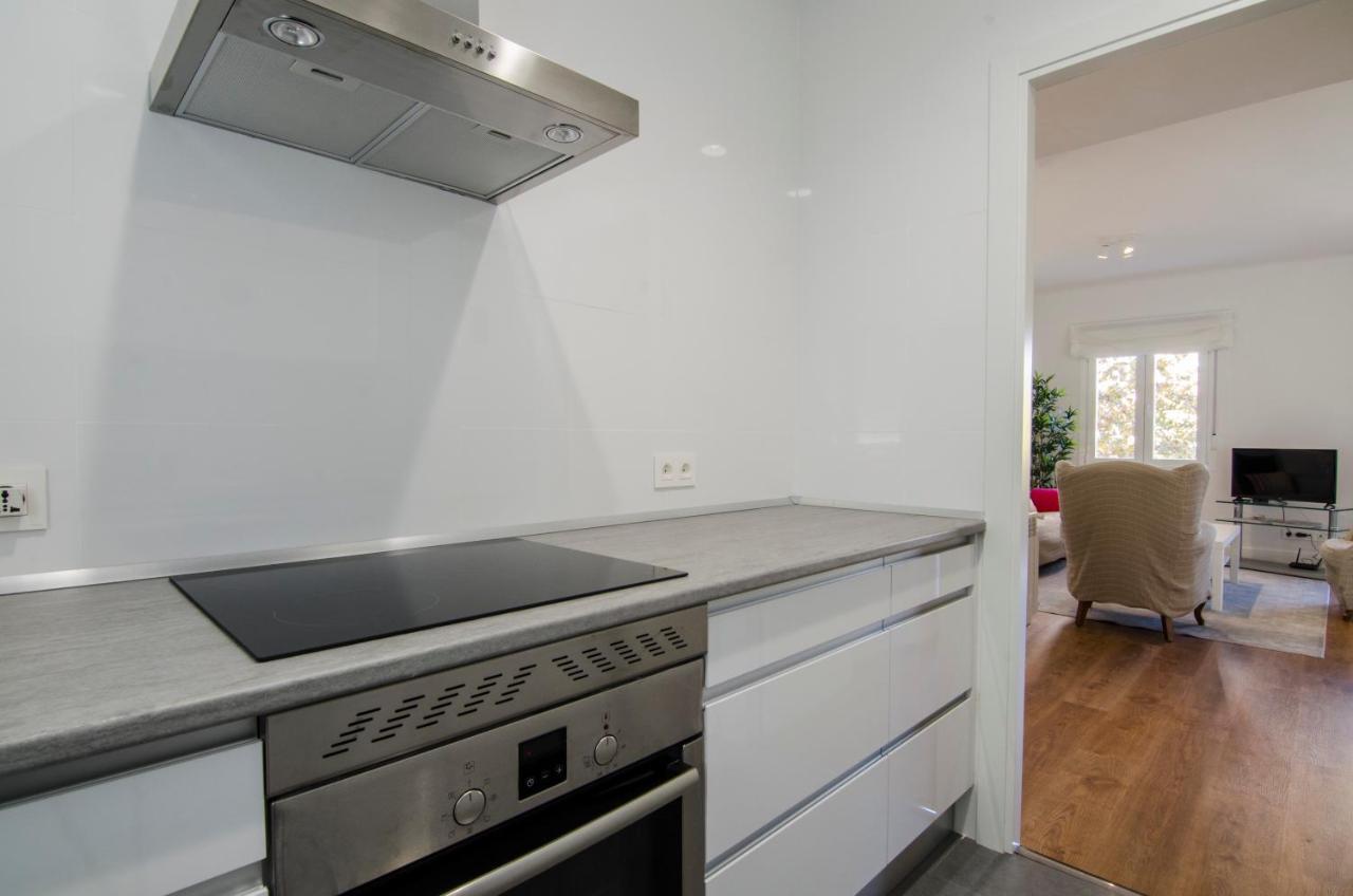 2 Bedrooms 2 Bathrooms Furnished - Bernabeu - Business Area With Terrace - Minty Stay Madrid Exterior foto