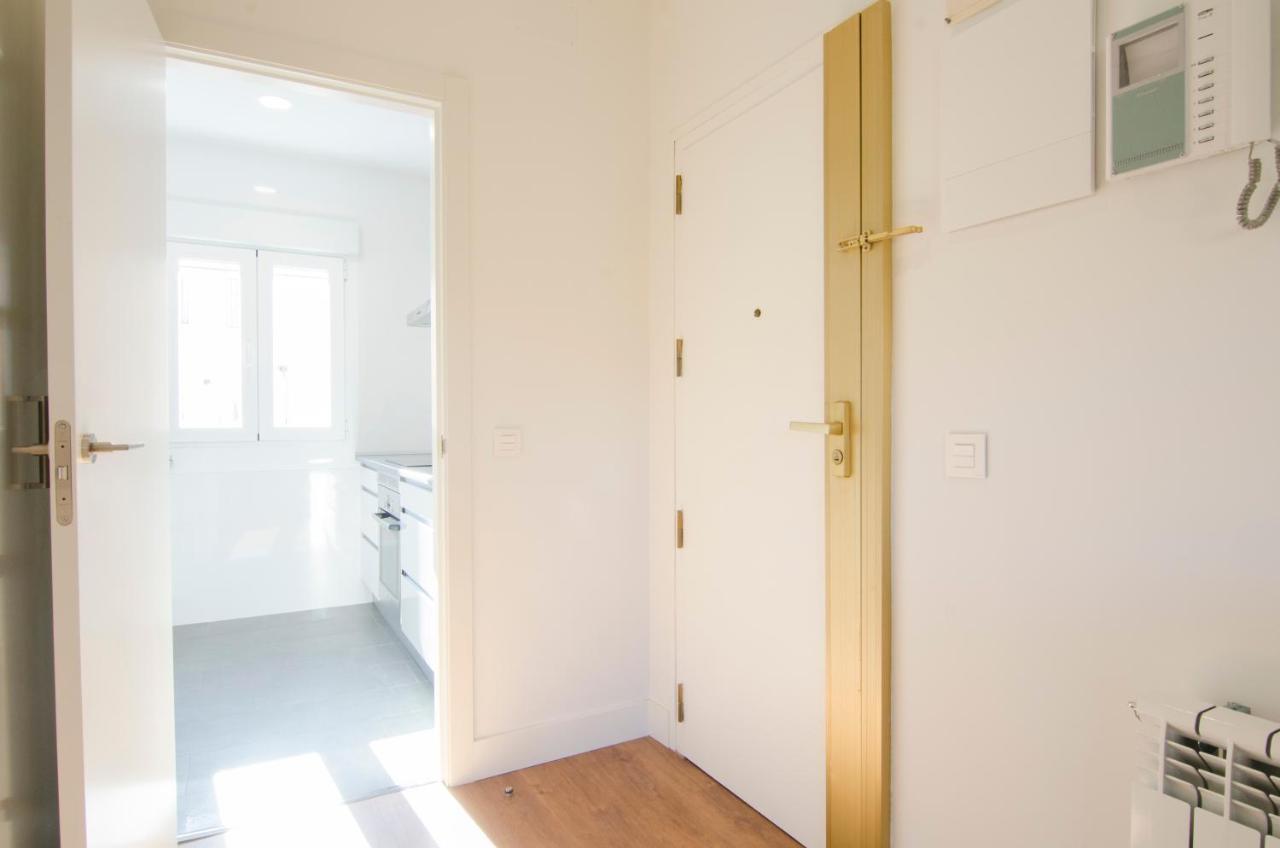 2 Bedrooms 2 Bathrooms Furnished - Bernabeu - Business Area With Terrace - Minty Stay Madrid Exterior foto