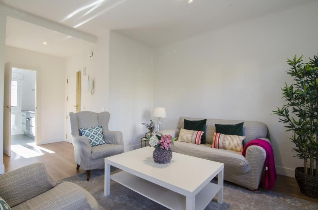 2 Bedrooms 2 Bathrooms Furnished - Bernabeu - Business Area With Terrace - Minty Stay Madrid Exterior foto